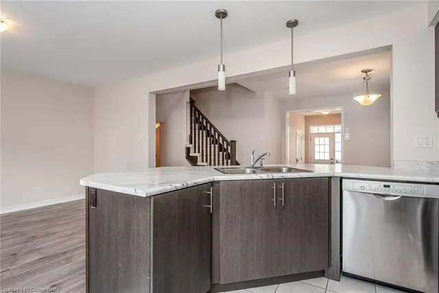 Additional image 28 of 25 Postmaster Dr