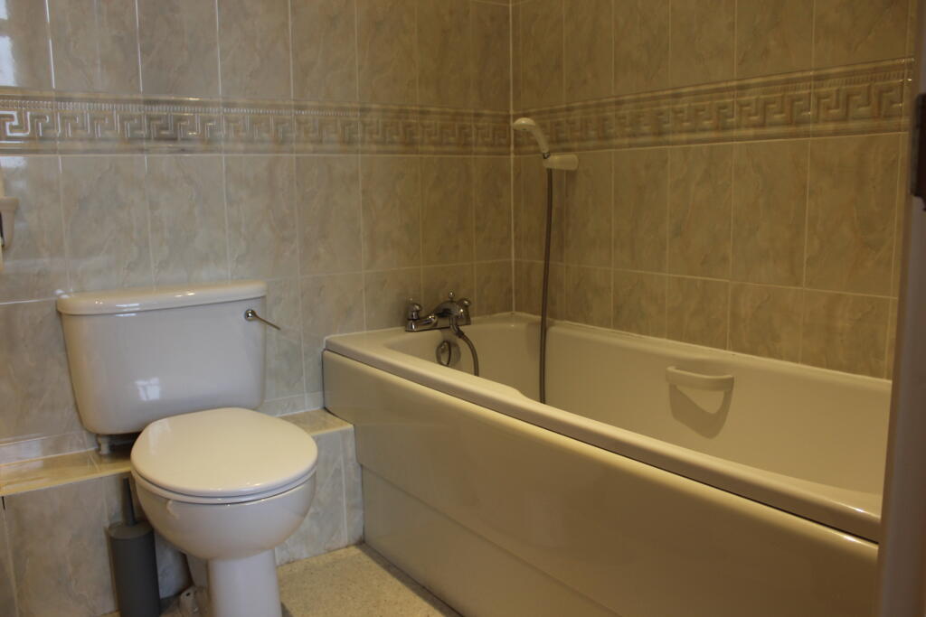 Additional image 19 of Yew Tree Road, BIRMINGHAM B13 8NQ