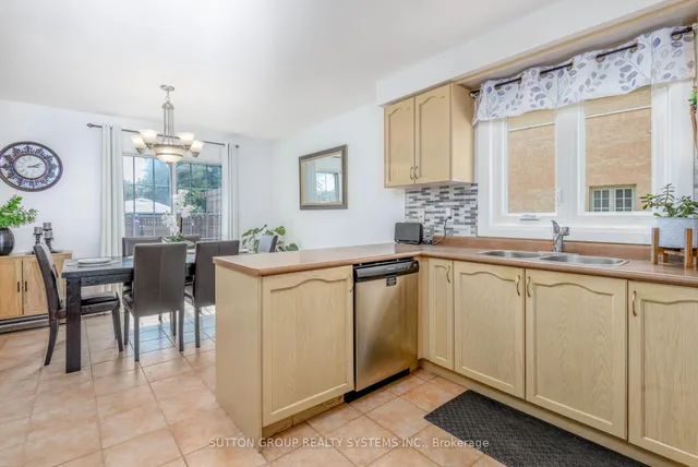 Additional image 31 of 39 Morningmist St