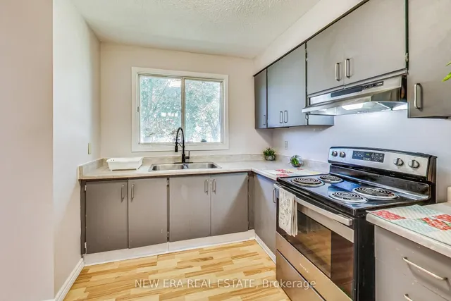 Additional image 19 of 375 Pioneer Dr Unit 1