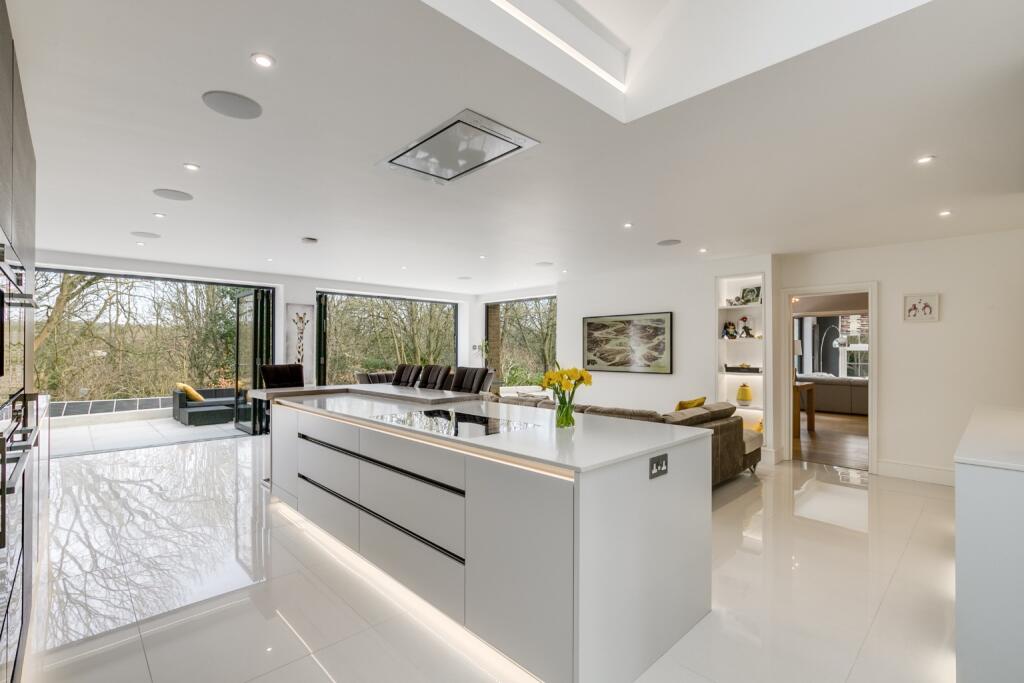 Additional image 12 of Stonemead, Welwyn Garden City, Hertfordshire, AL8 7LX