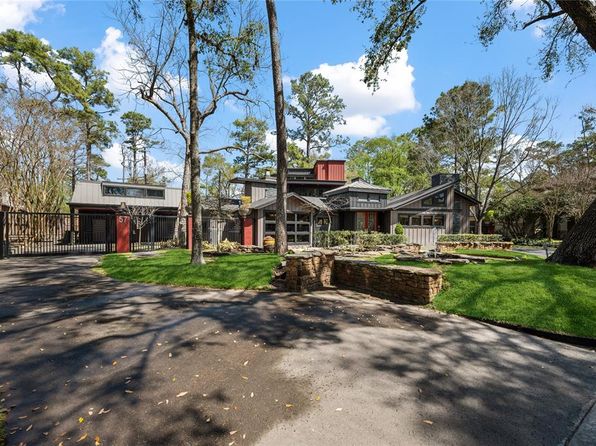 57 Carolane Trl, Houston, TX 77024