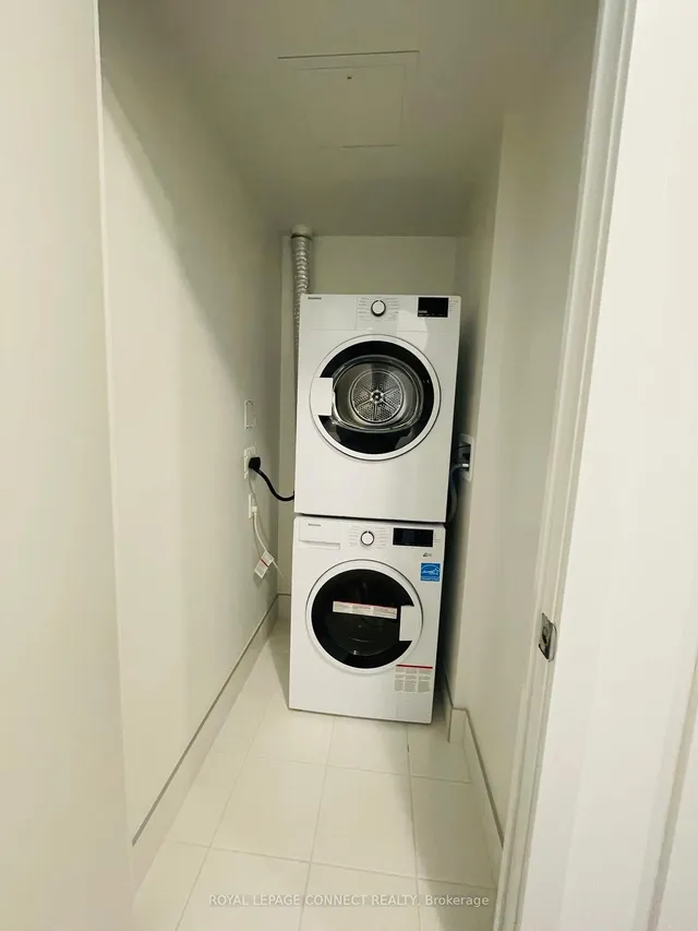 Additional image 21 of 250 Lawrence Ave Unit 504