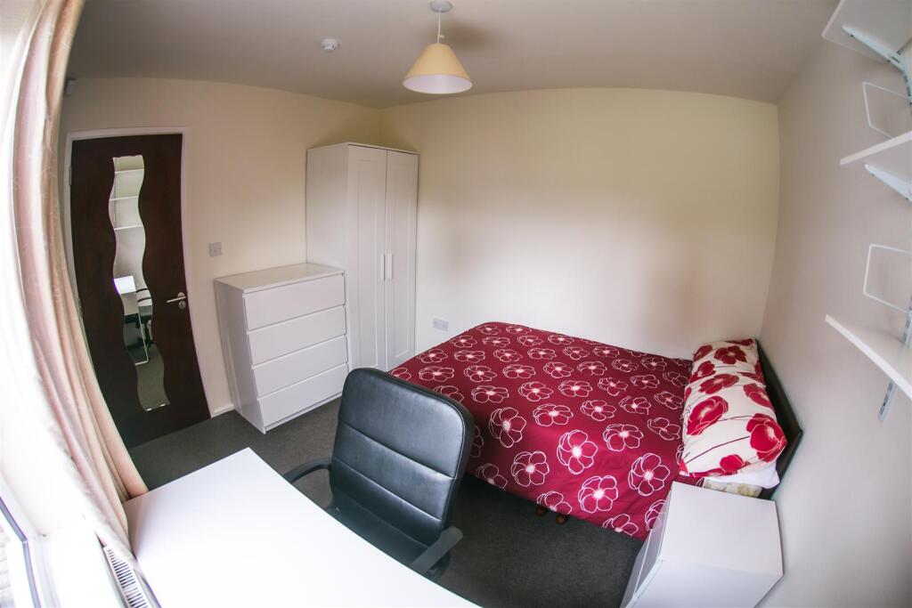 Additional image 30 of Leahurst Crescent, Harborne, Birmingham