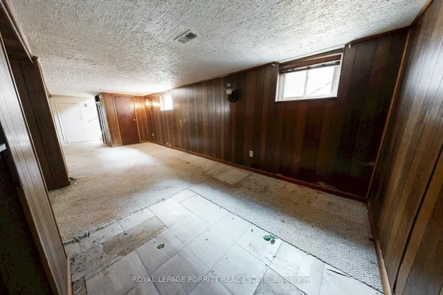 Additional image 24 of 27 Struthers St