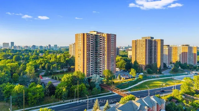 Additional image 27 of 61 Richview Rd Unit 1801