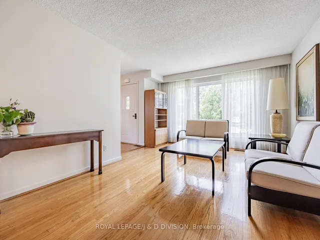 Additional image 4 of 132 Roywood Dr