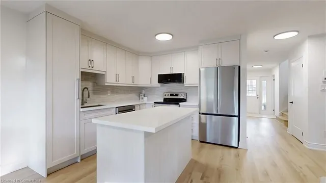 Additional image 19 of 1335 Guelph Rd Unit 10