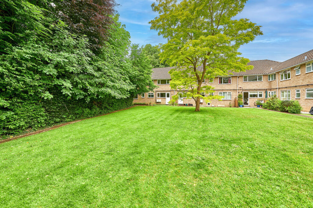 Additional image 11 of Charmouth Court, St Albans, Herts, AL1