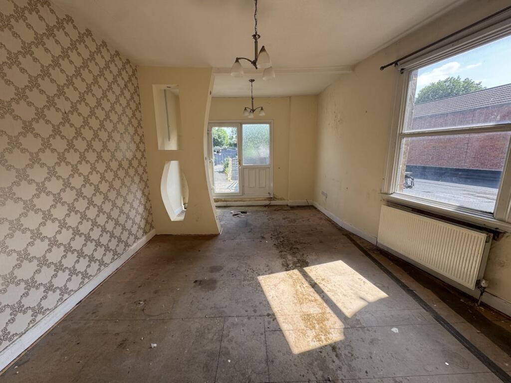 房产图片 7 - 英国伯明翰Acocks Green区Warwick Road 1113-1115号, 邮编 B27 6RA