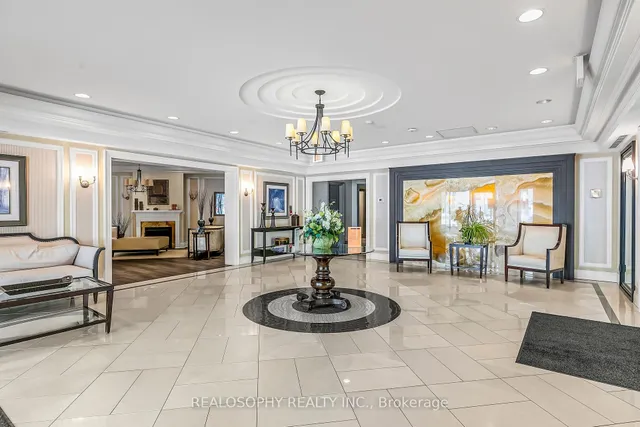 Additional image 20 of 25 Earlington Ave Unit 318