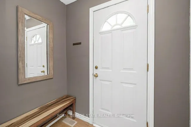 Additional image 8 of 891 Garth St