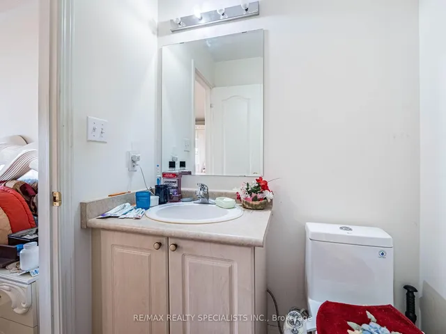 Additional image 23 of 5980 Whitehorn Ave Unit 117