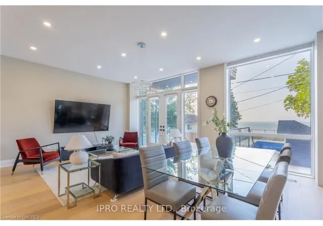 Additional image 10 of 6 Campview Rd