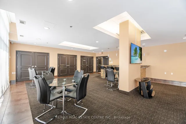 Additional image 39 of 872 Sheppard Ave Unit 616