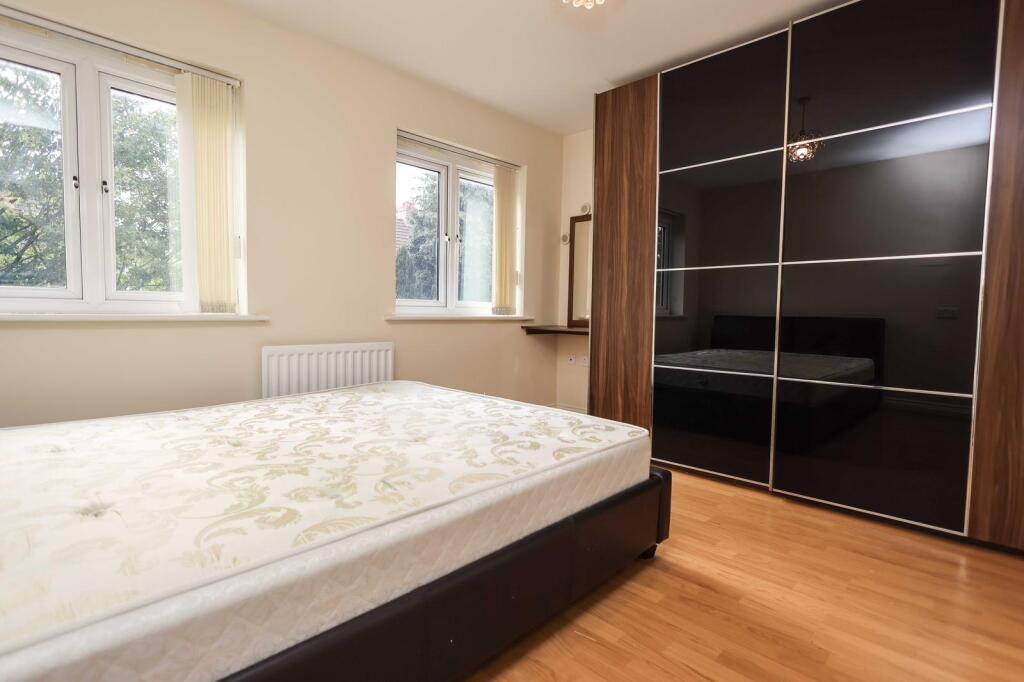 Additional image 9 of New Imperial Crescent, Springfield, B11