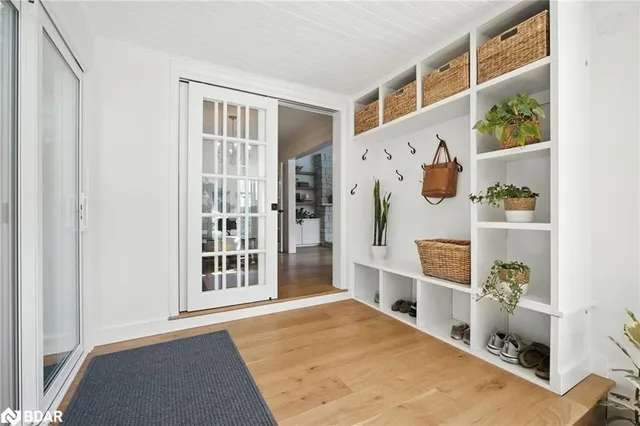 Additional image 18 of 247 Elmhurst Cres