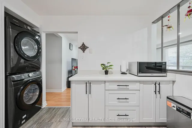 Additional image 22 of 20 Terra Cotta Cres