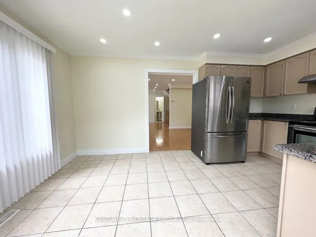 Additional image 17 of 77 Vauxhall Cres