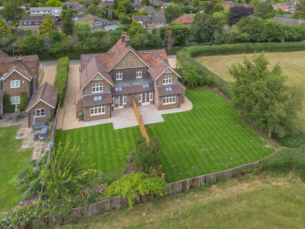Additional image 10 of Beeson End Cottages, Beeson End Lane, Harpenden, Hertfordshire