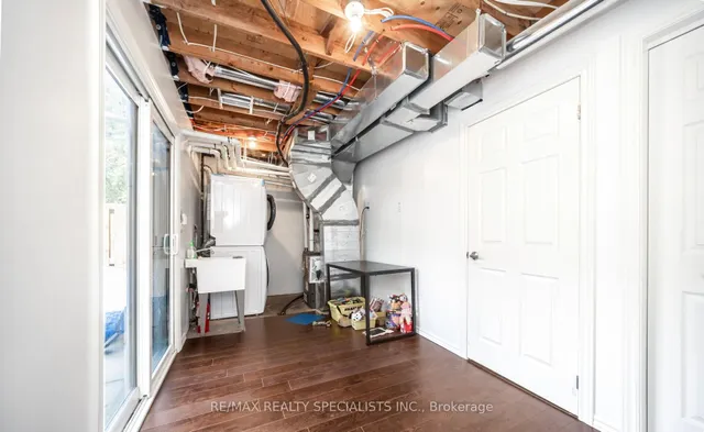 Additional image 28 of 38 Ellis Dr