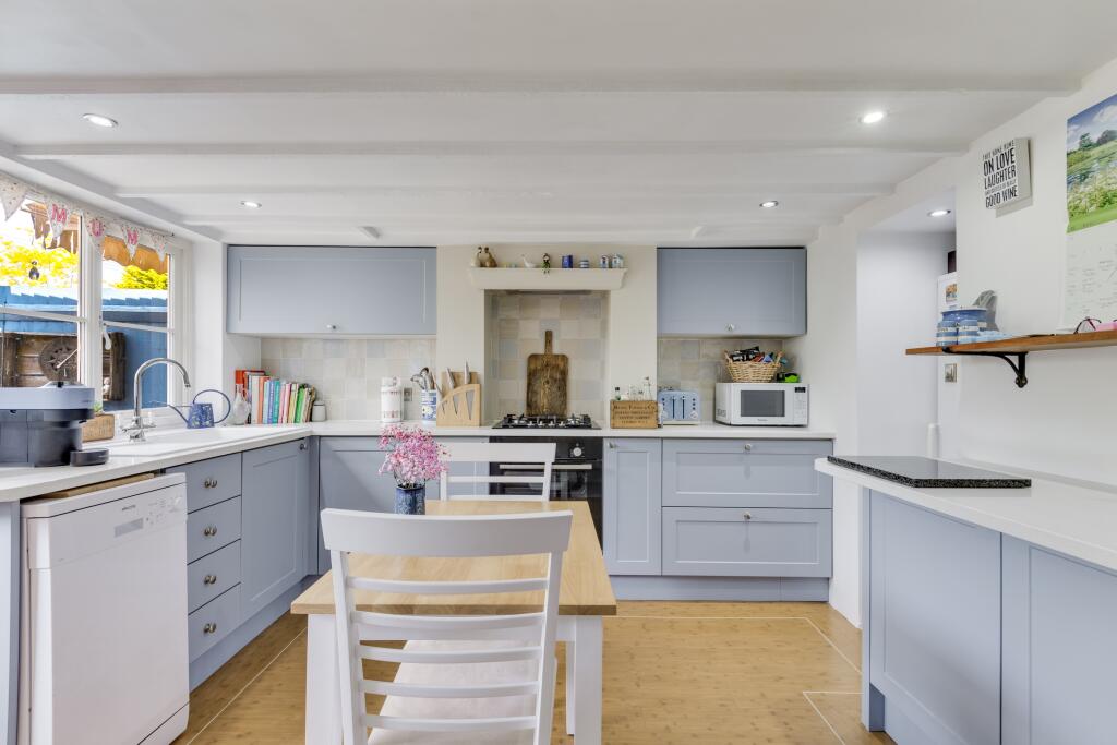 Additional image 14 of Codicote Road, Welwyn, AL6