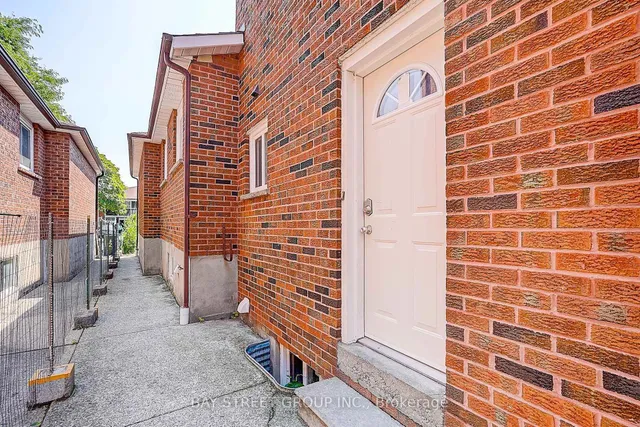 Additional image 27 of 10 Beamsville Dr