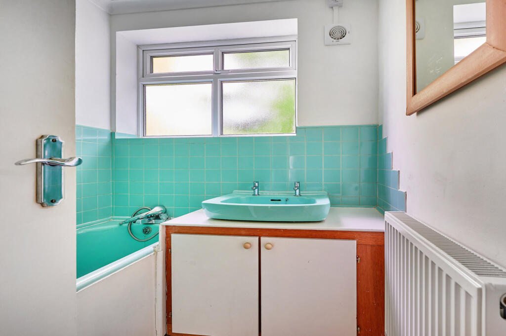 Additional image 8 of Charmouth Court, St Albans, Herts, AL1