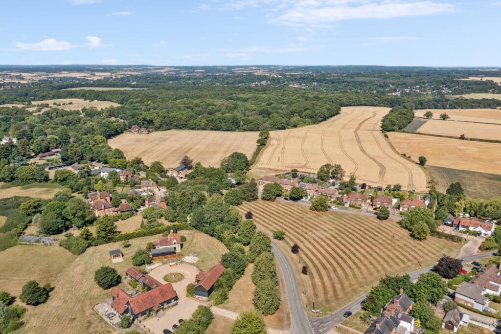 Additional image 24 of Harmer Green Lane, Welwyn, Hertfordshire, AL6 0EY