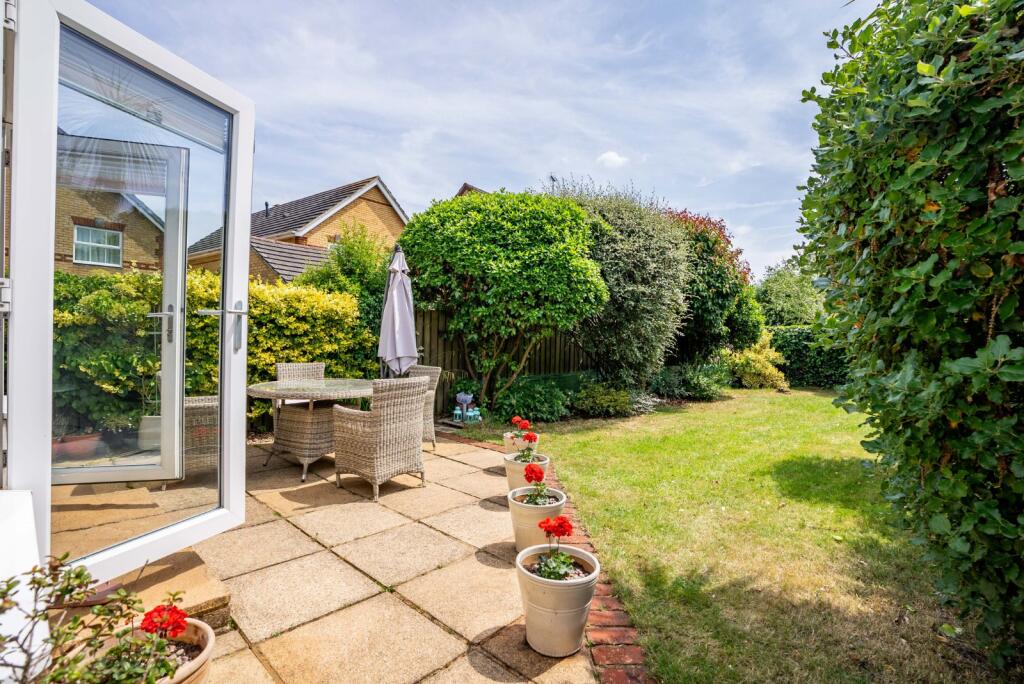 Additional image 21 of Grafton Close, St. Albans, Hertfordshire, AL4