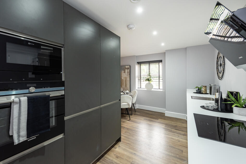 Additional image 5 of Bloomfield Road, Harpenden, Hertfordshire, AL5