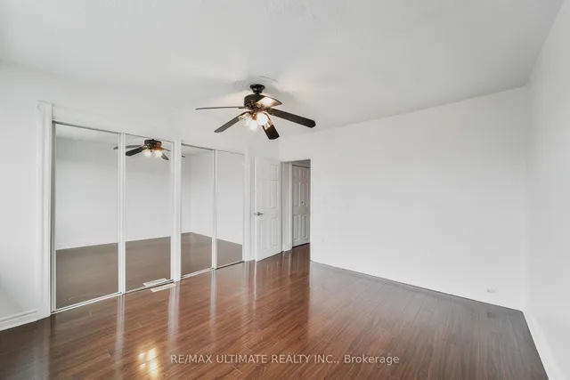 Additional image 12 of 2010 Dufferin St