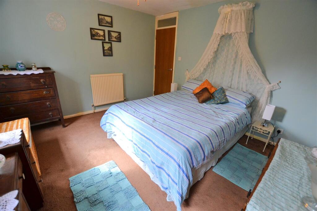 Additional image 4 of Jacobs Ladder, Old Hatfield