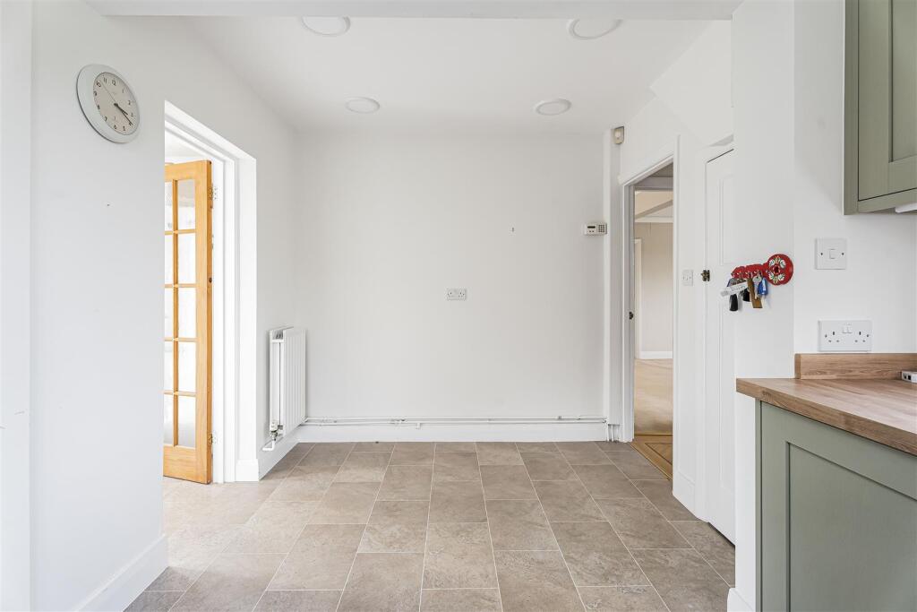 Additional image 12 of School Lane, Tewin, Welwyn