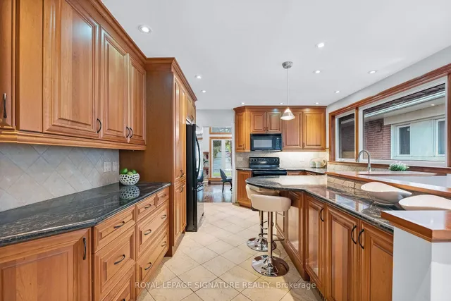 Additional image 11 of 23 Palomino Cres