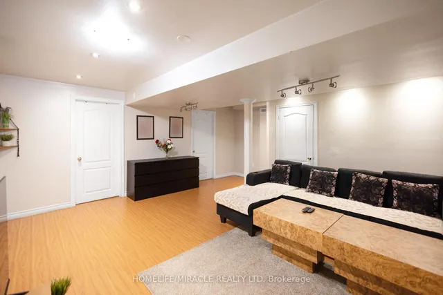 Additional image 46 of 24 Fauna Crt