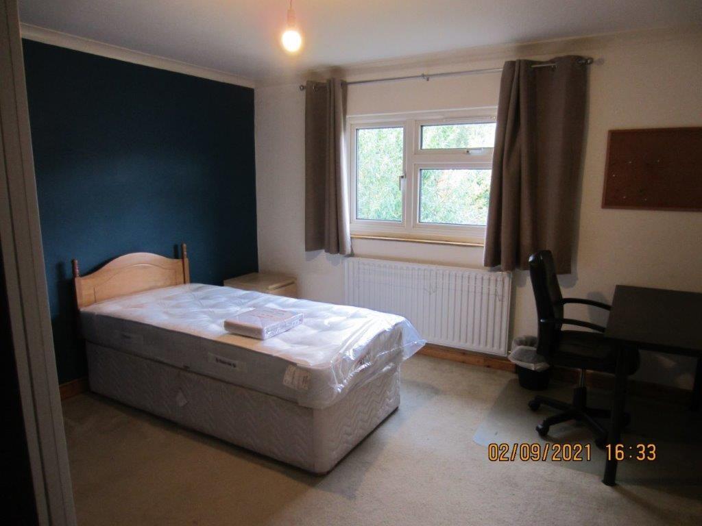 Additional image 6 of Pond Croft, Hatfield, Hertfordshire, AL10