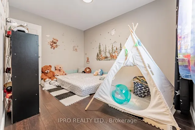 Additional image 30 of 345 Meadows Blvd Unit 19