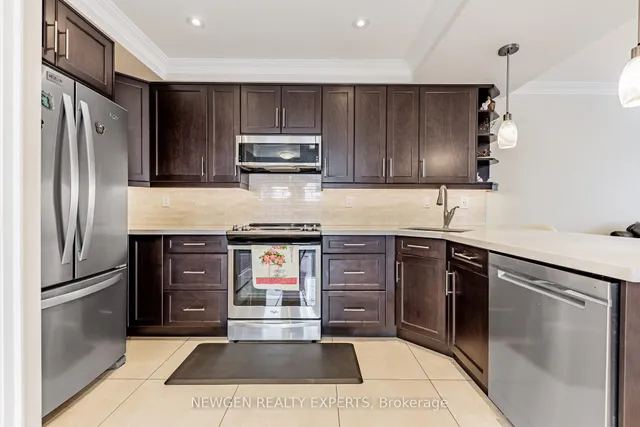 Additional image 8 of 25 Bruce Beer Dr