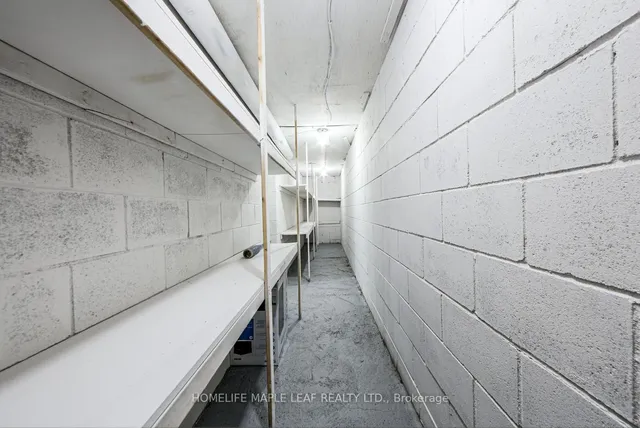 Additional image 25 of 927 #97 Regional Rd