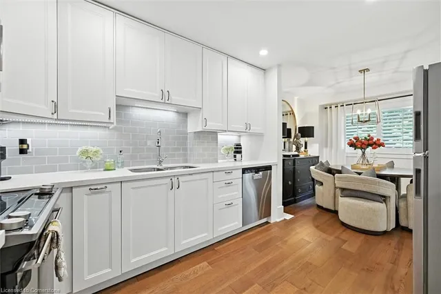 Additional image 13 of 445 Woodview Rd Unit 3