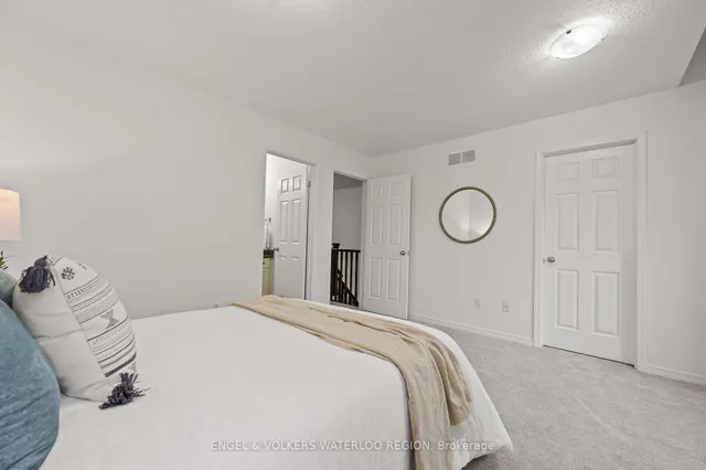 Additional image 27 of 6 Upper Mercer St Unit D16