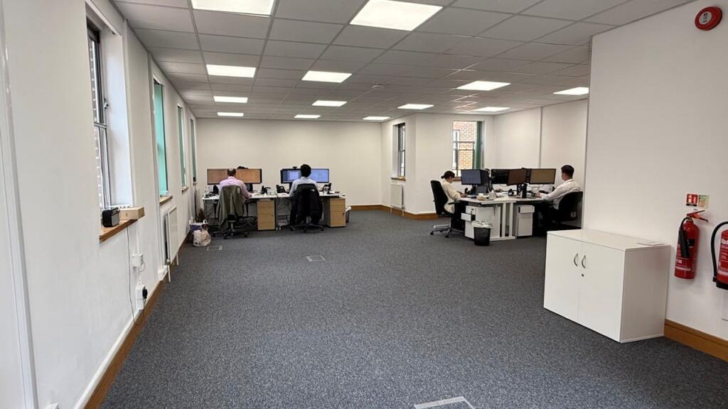 Additional image 4 of 3 Kinsbourne Court, 96/100 Luton Road, Harpenden, AL5 3BL