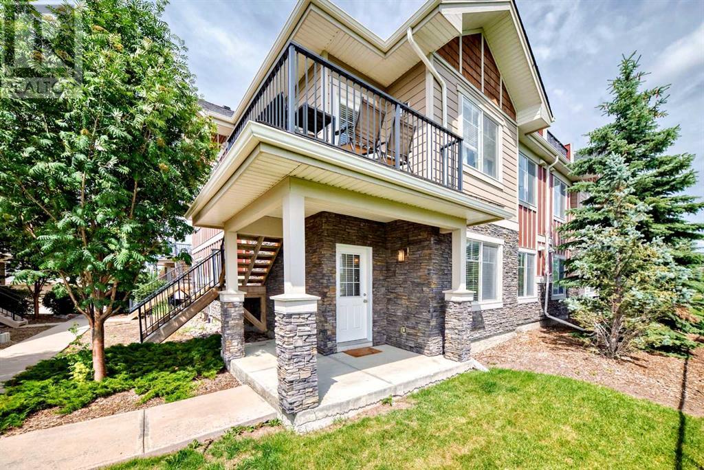 5, 59 West Coach Manor SW|Calgary, Alberta T3M1R7