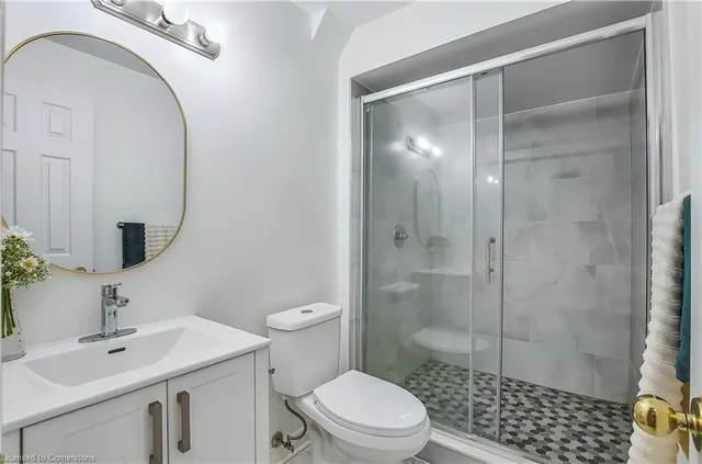 Additional image 38 of 95 General Dr