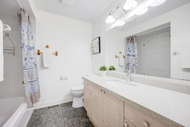 Additional image 40 of 62 Four Seasons Circ