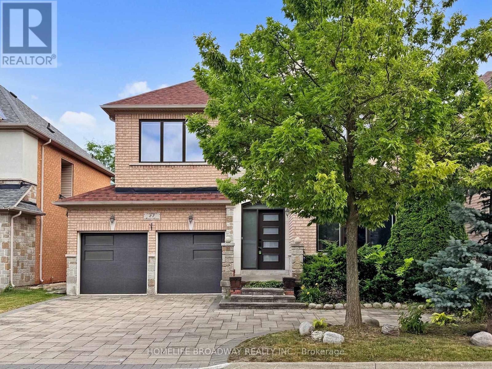 27 MORISOT AVENUE|Vaughan (Patterson), Ontario L4J9H4
