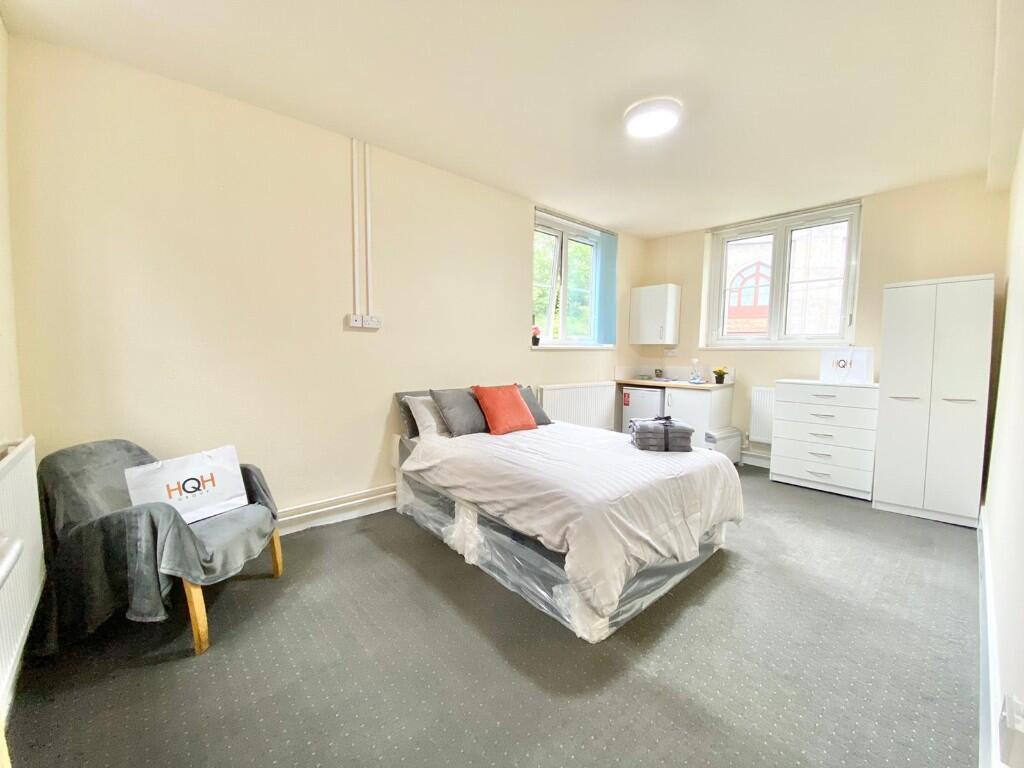 Selcroft Avenue, Birmingham, B32