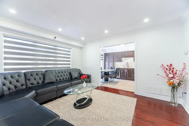 Additional image 12 of 58 Frontenac Cres