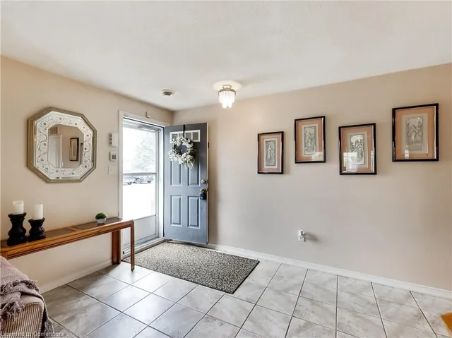 Additional image 5 of 897 Stone Church Rd Unit 4